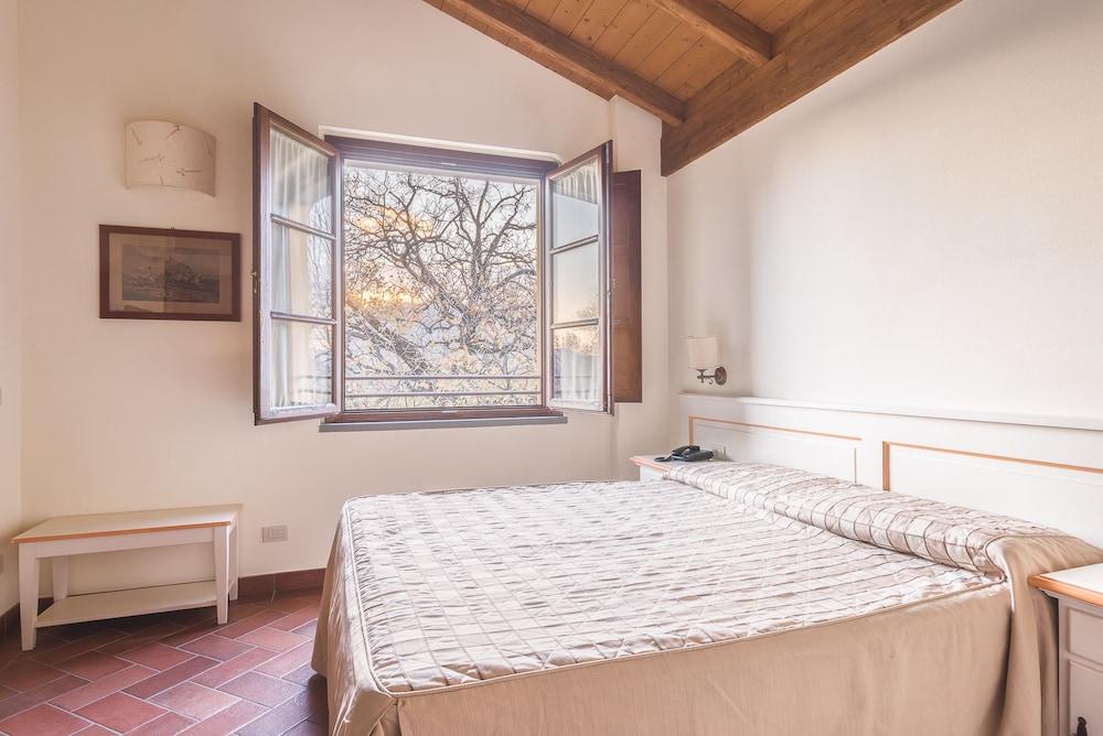 Antico Casale Guest House Sarzana Bagian luar foto