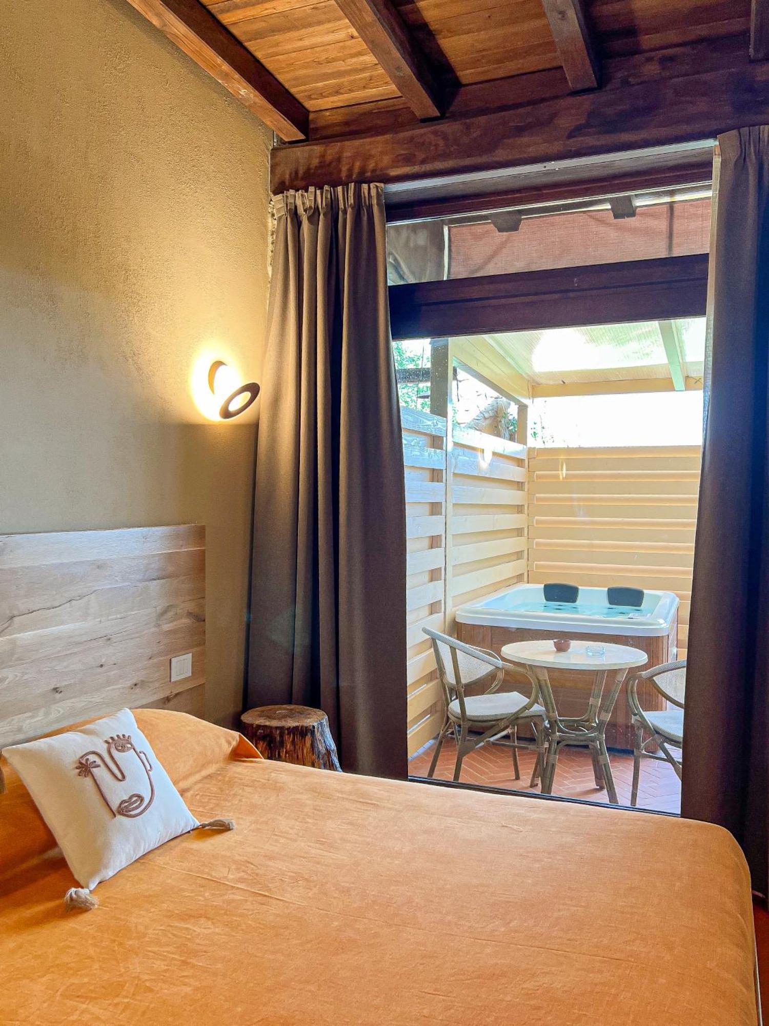 Antico Casale Guest House Sarzana Bagian luar foto