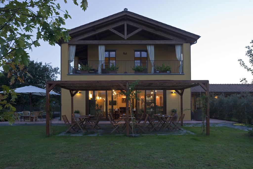 Antico Casale Guest House Sarzana Bagian luar foto