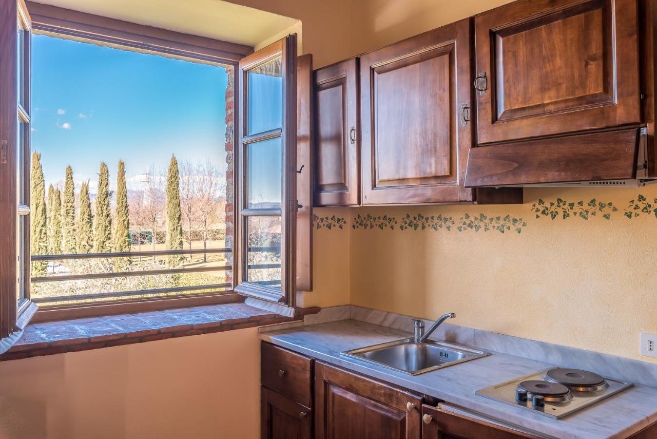 Antico Casale Guest House Sarzana Bagian luar foto