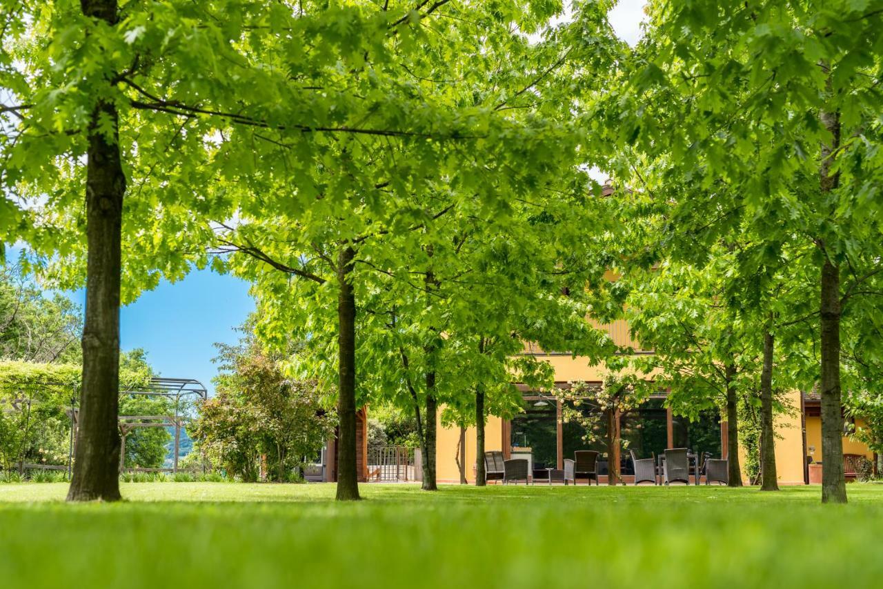 Antico Casale Guest House Sarzana Bagian luar foto